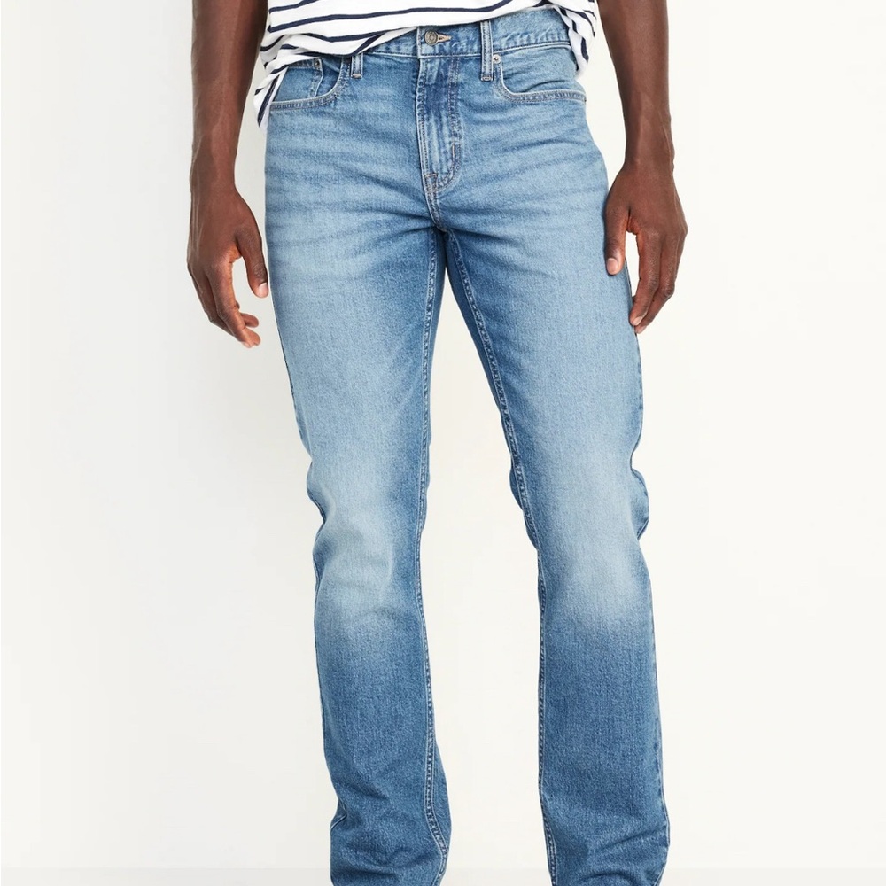 NWT Old Navy Straight Jeans in Classic Blue